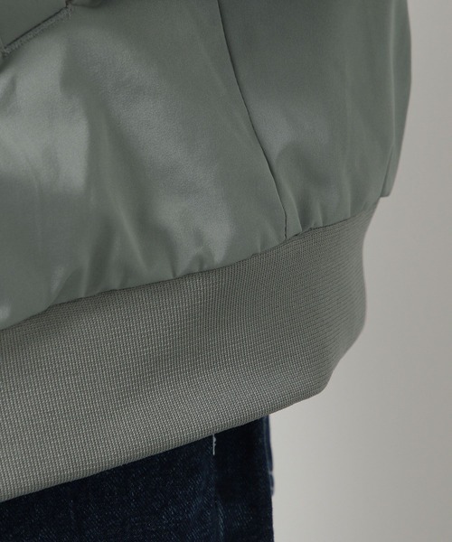 LAKOLE（ラコレ）の「ワッペン中綿フードブルゾン / 137258（ブルゾン・メンズ・ライトグレー/セージグリーン/ブラック・LARGE/MEDIUM/X-LARGE）」の19枚目の写真