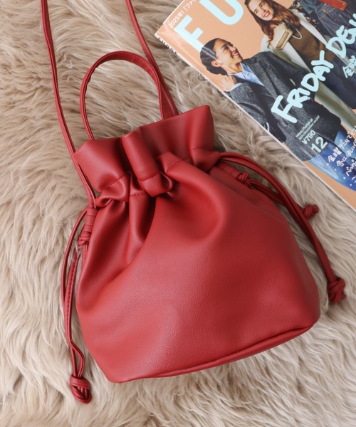 FUNALIVE（ファンアライブ）の「巾着2WAYショルダー（ショルダーバッグ・レディース・ブラック/アイボリー系/グレー系/ホワイト/ベージュ系/イエロー系/ブラウン系/ブルー系/レッド系その他/シルバー・FREE）」の9枚目の写真