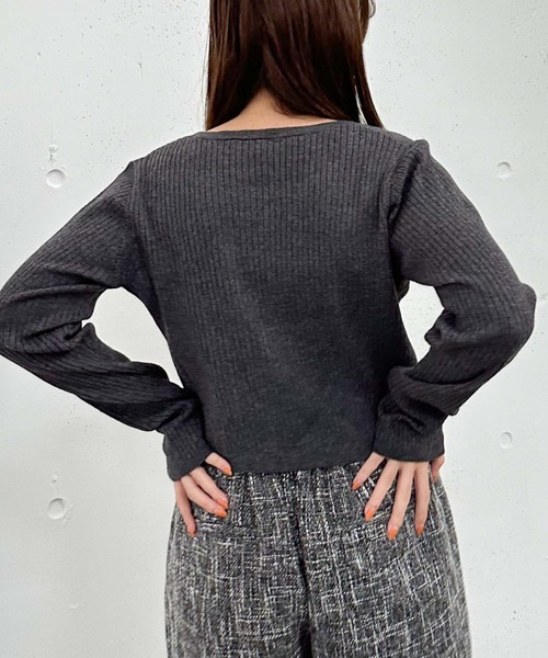 archives（アルシーヴ）の「ワンポイントワイドリブニット（ニット/セーター・レディース・オレンジ/グレー/チャコールグレー/アイボリー・MEDIUM）」の20枚目の写真