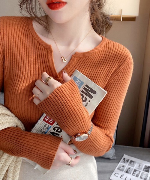 Miniministore(ミニミニストア)の「Vネック ニットトップス 長袖ニットソー(ニット/セーター・レディース・ベージュ/ダークグレー/オレンジ/ワインレッド/ホワイト/ブラック/アイボリー/ライトベージュ・FREE)」の8枚目の写真