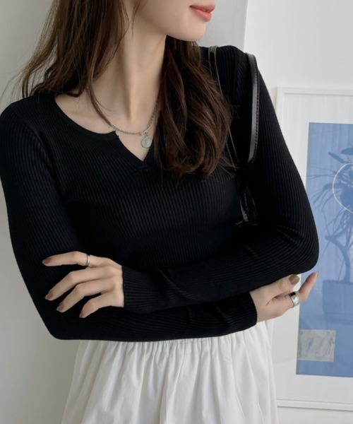 Miniministore(ミニミニストア)の「Vネック ニットトップス 長袖ニットソー(ニット/セーター・レディース・ベージュ/ダークグレー/オレンジ/ワインレッド/ホワイト/ブラック/アイボリー/ライトベージュ・FREE)」の10枚目の写真