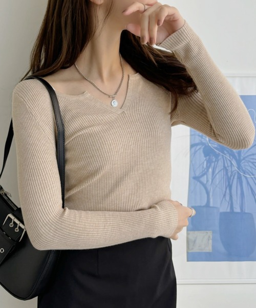 Miniministore(ミニミニストア)の「Vネック ニットトップス 長袖ニットソー(ニット/セーター・レディース・ベージュ/ダークグレー/オレンジ/ワインレッド/ホワイト/ブラック/アイボリー/ライトベージュ・FREE)」の20枚目の写真