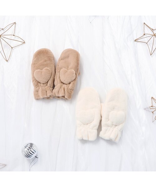 apres les cours（アプレレクール）の「ハートモチーフファーミトン（手袋・キッズ・ベージュ/アイボリー・120/140）」の6枚目の写真