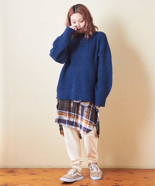 CUBE SUGAR(キューブシュガー)の「ウォームフライス無地レギンス(レギンス/スパッツ・レディース・ワイン/ブラック/ナチュラル/トップグレー・M)」の6枚目の写真