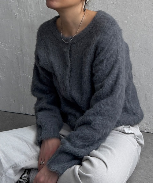 LBC（エルビーシー）の「ラメMIX2WAYカーデプルオーバー（カーディガン/ボレロ・レディース・グレー/カーキブラウン/イエロー系その他・M）」の2枚目の写真