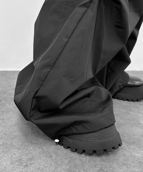 セール】【LVEU.】ワイドレッグカーゴパンツ / ボトムス パンツ カーゴ