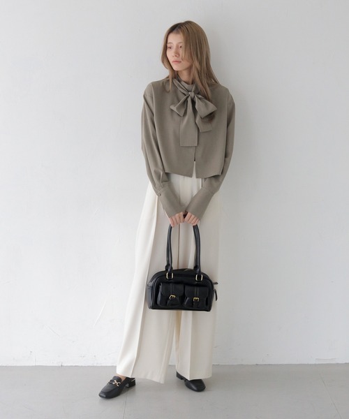 CLEIO(クレイオ)の「【CLEIO】スクエアトゥ軽量ローファー(ローファー・レディース・ブラック/アイボリー・24.5㎝/23.5㎝/22.5㎝)」の14枚目の写真