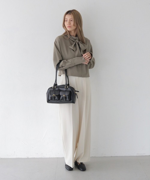CLEIO(クレイオ)の「【CLEIO】スクエアトゥ軽量ローファー(ローファー・レディース・ブラック/アイボリー・24.5㎝/23.5㎝/22.5㎝)」の15枚目の写真