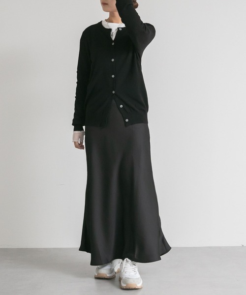 LinoU.(リノユー)の「サテンフレアスカート(スカート・レディース・アイボリー/グレー/ベージュ/ブラック・L/M/XL)」の16枚目の写真