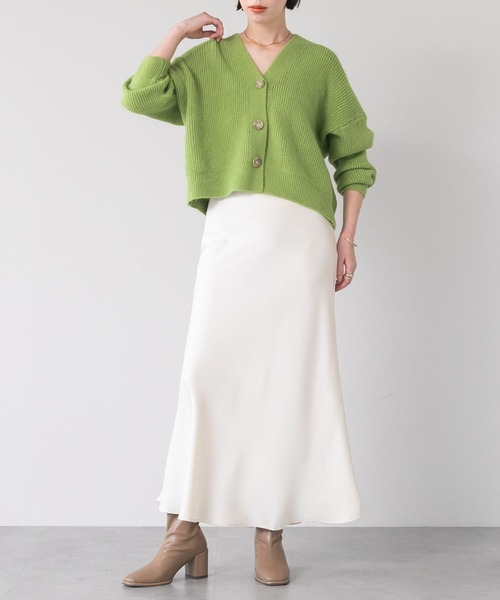 LinoU.(リノユー)の「サテンフレアスカート(スカート・レディース・アイボリー/グレー/ベージュ/ブラック・L/M/XL)」の21枚目の写真