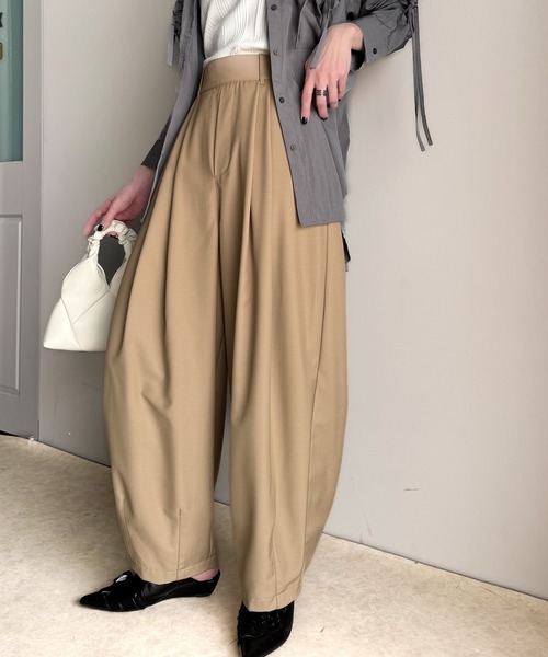 classicalelf(クラシカルエルフ)の「上品なカーブラインで魅了する。コクーンシルエットランタンパンツ(その他パンツ・レディース・ブラック/チャコール/ベージュ・X-LARGE/SMALL/MEDIUM/LARGE)」の17枚目の写真