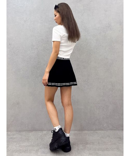 GYDA（ジェイダ）の「BASIC Tシャツ（Tシャツ/カットソー・レディース・オフホワイト/ブラック・FREE）」の4枚目の写真