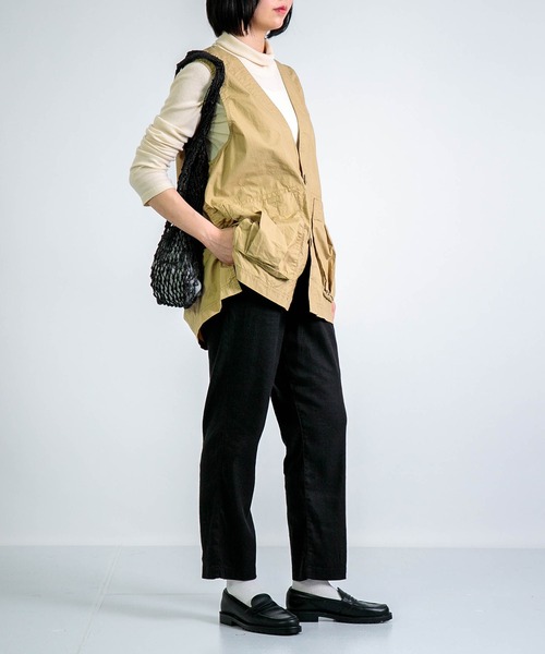 D.M.G.（ドミンゴ）の「[D.M.G. / ディーエムジー] L/Rストレッチツイル タイディパンツ（その他パンツ・レディース・ブラック/ベージュ・L/M/S/SS）」の15枚目の写真