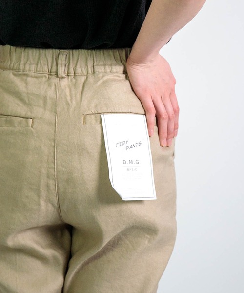 D.M.G.（ドミンゴ）の「[D.M.G. / ディーエムジー] L/Rストレッチツイル タイディパンツ（その他パンツ・レディース・ブラック/ベージュ・L/M/S/SS）」の21枚目の写真