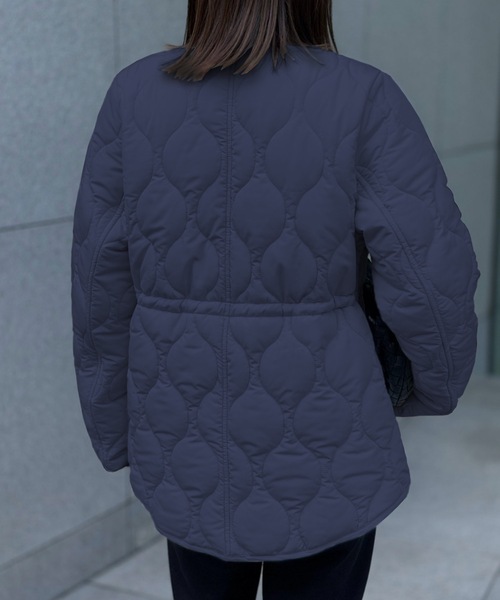 キルティングノーカラーハーフコート（ノーカラーコート）｜Emma