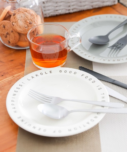 LOGOプレート(M) / 286540（食器）｜LAKOLE（ラコレ）のファッション