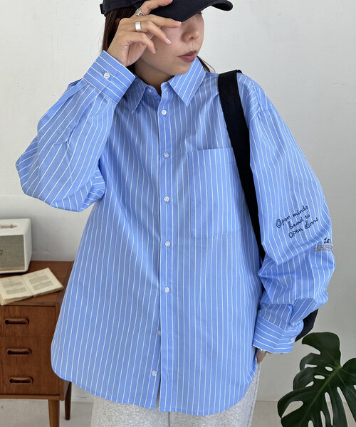 ブラウス シャツ 「ユニセックス」ハンドライトロゴ刺繍オーバーシャツ レディース メンズ ユニセックス】ハンドライトロゴ刺繍オーバーシャツ（シャツ