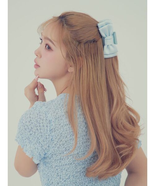CALNAMUR（カルナムール）の「RIBBON HAIR CLIP/リボンヘアクリップ（バレッタ/ヘアクリップ・レディース・ピンク/ブルー・FREE）」の4枚目の写真