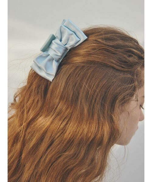 CALNAMUR（カルナムール）の「RIBBON HAIR CLIP/リボンヘアクリップ（バレッタ/ヘアクリップ・レディース・ピンク/ブルー・FREE）」の5枚目の写真