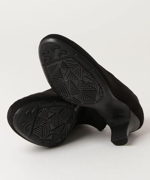 Lady worker（レディワーカー）の「たくさん歩く方に向けた約5.5㎝ヒールの軽量パンプス（パンプス・レディース・ブラック/ブラック系その他/ライトベージュ・22.5cm/23.5cm/24.5cm/23.0cm/24.0cm/25.0cm/22.0cm）」の5枚目の写真