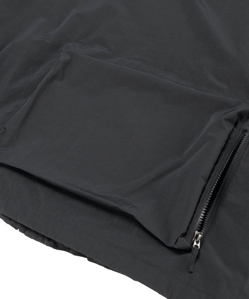 THE NORTH FACE（ザノースフェイス）の「THE NORTH FACE FIELD UTILITY JK（ザ・ノース・フェイス フィールドユーティリティジャケット）（ナイロンジャケット・メンズ・グリーン系/ベージュ系/ブラック・X-LARGE/MEDIUM/LARGE）」の13枚目の写真
