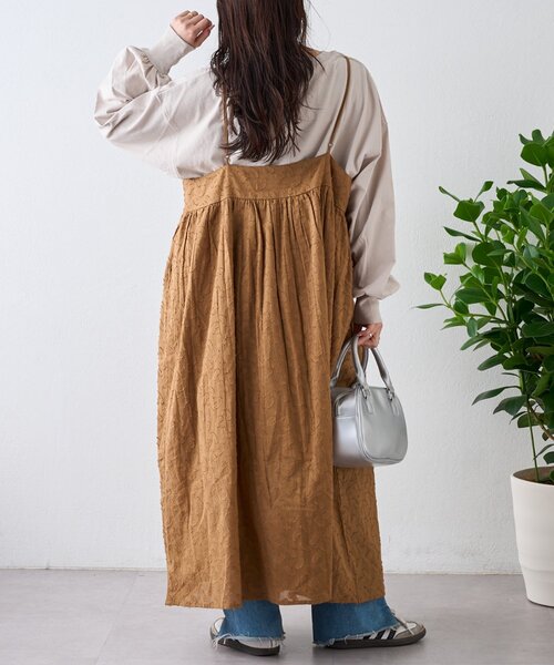 CIAOPANIC TYPY（チャオパニックティピー）の「【India】きらきらビーンズエプロンキャミワンピース（ワンピース・レディース・キャメル/グリーン/ブラック・ONE SIZE）」の5枚目の写真