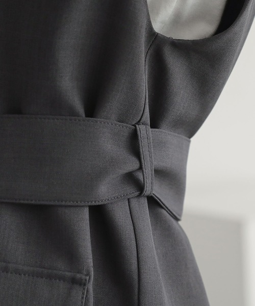 n'OrLABEL(ノアールレーベル)の「『ベルト付きジレ』(ベスト・レディース・グレイッシュベージュ/チャコール・2/1)」の19枚目の写真