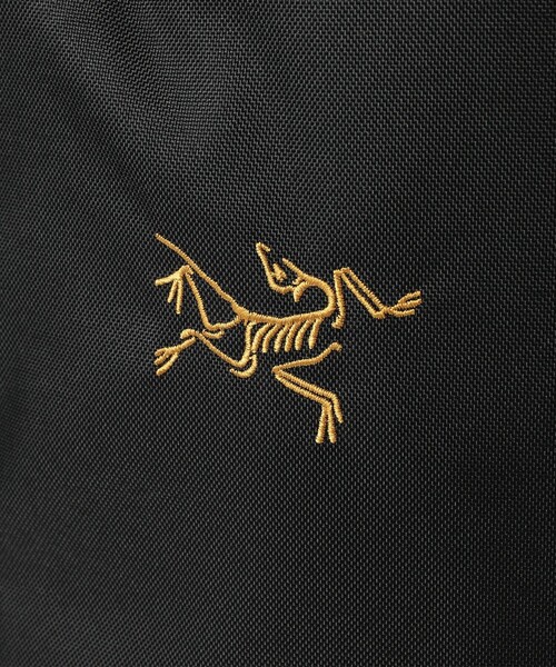 ARC'TERYX(アークテリクス)の「ARC’TERYX / MANTIS 16 BACKPACK(バックパック/リュック・メンズ・ブラック・ONE SIZE)」の4枚目の写真