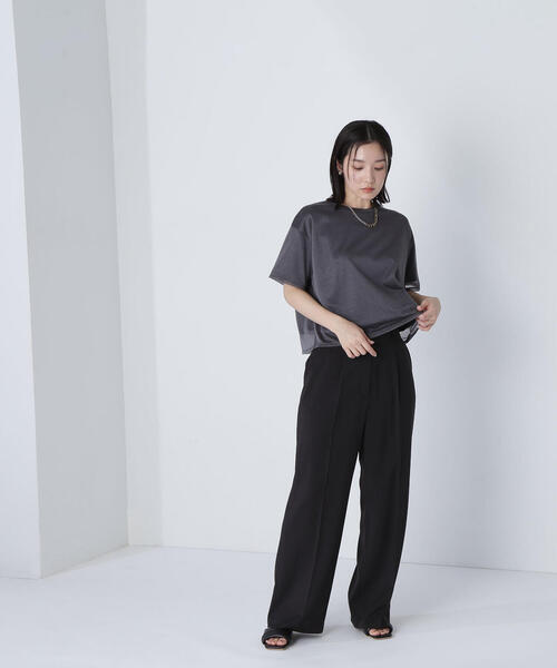 NATURAL BEAUTY BASIC(ナチュラルビューティーベーシック)の「◇ 【Oggi掲載】グロッシーシアーレイヤードTシャツ(Tシャツ/カットソー・レディース・チャコールグレー/オフホワイト/ブラウン・FREE)」の7枚目の写真