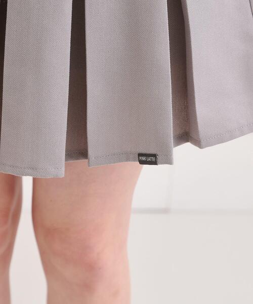 PINK-latte(ピンクラテ)の「インパンプリーツ無地スカート(スカート・キッズ・グレー/ブラック/ライトベージュ・13/14/15 /16)」の10枚目の写真