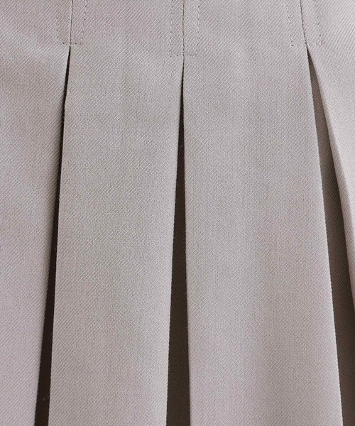 PINK-latte(ピンクラテ)の「インパンプリーツ無地スカート(スカート・キッズ・グレー/ブラック/ライトベージュ・13/14/15 /16)」の15枚目の写真