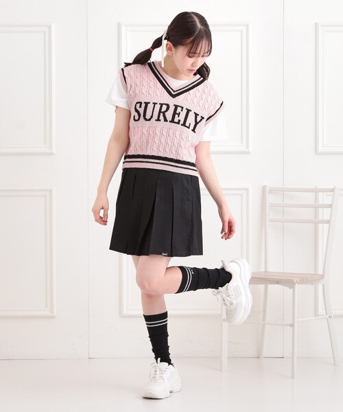 PINK-latte(ピンクラテ)の「インパンプリーツ無地スカート(スカート・キッズ・グレー/ブラック/ライトベージュ・13/14/15 /16)」の18枚目の写真