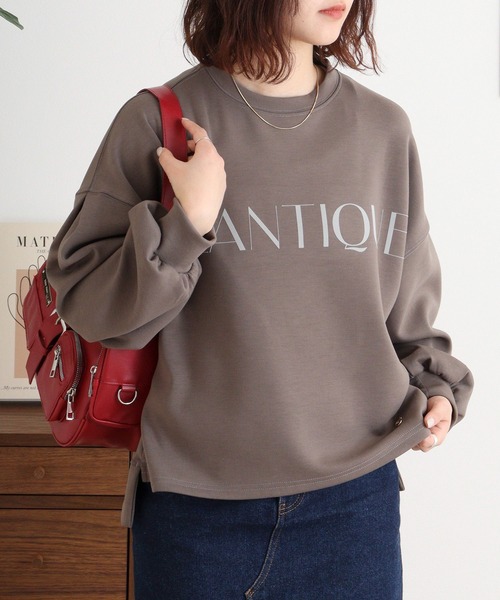 EGLANTINE(エグランティーヌ)の「EGLANTINE フロッキー加工ロゴカットソー 長袖ダンボールプルオーバー(Tシャツ/カットソー・レディース・杢グレー/ネイビー/サンドベージュ/カーキ・40)」の15枚目の写真