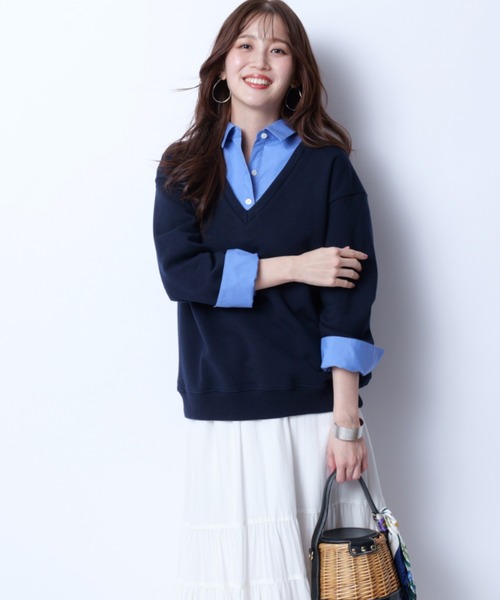 JUSGLITTY（ジャスグリッティー）の「シャツレイヤードプルオーバー（Tシャツ/カットソー・レディース・ネイビー・2）」の2枚目の写真