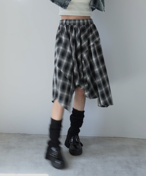 Ulysses(ユリシス)の「アシンメトリーチェックスカート(スカート・レディース・ブラック/ブラウン・S)」の22枚目の写真