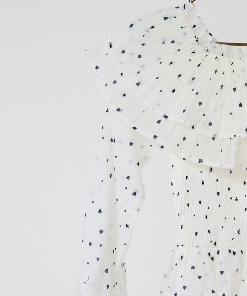 LANTINAM(ランティナム)の「Heart Pattern Off Shoulder Blouse-ハート柄ブラウス(シャツ/ブラウス・レディース・ピンク系その他/ホワイト系その他・FREE)」の18枚目の写真