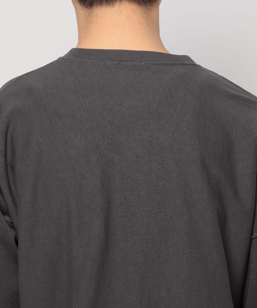 Champion（チャンピオン）の「【Champion(チャンピオン)】別注オーバーダイリバースウィーブTシャツ（Tシャツ/カットソー・メンズ・パープル/チャコール/オフホワイト・LARGE/MEDIUM）」の10枚目の写真