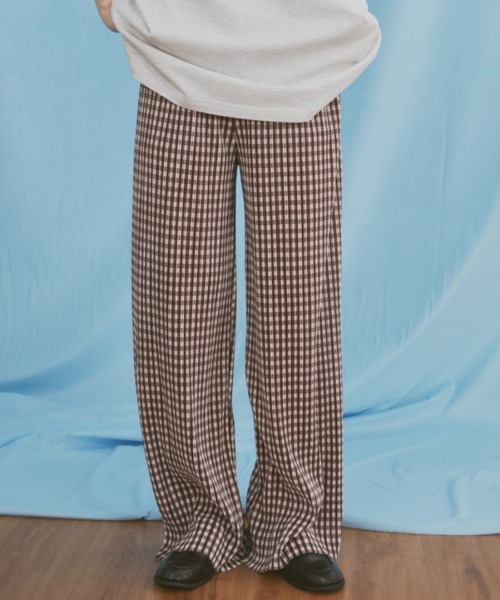 MERLOT（メルロー）の「【カットで長さ調節可能】【ウエストゴム】ギンガムチェックプリーツイージーパンツ（その他パンツ・レディース・ブラック/グリーン/ブルー/ブルー系その他/ブラウン・FREE）」の10枚目の写真