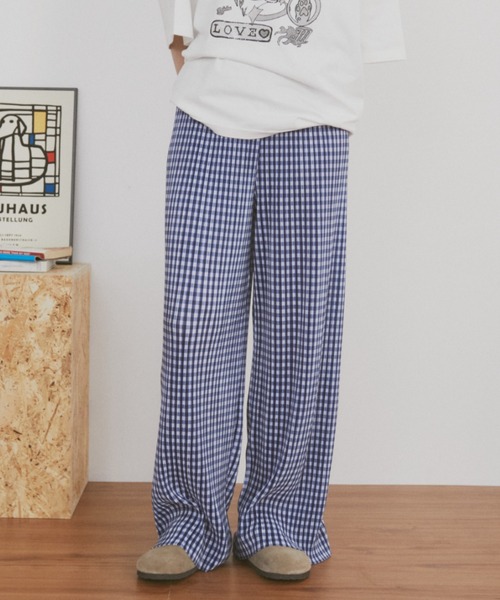 MERLOT（メルロー）の「【カットで長さ調節可能】【ウエストゴム】ギンガムチェックプリーツイージーパンツ（その他パンツ・レディース・ブラック/グリーン/ブルー/ブルー系その他/ブラウン・FREE）」の14枚目の写真