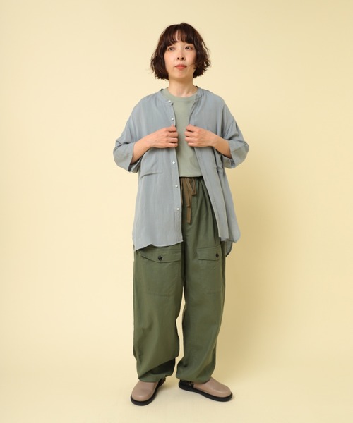 RNA-N（アールエヌエーエヌ）の「B2893 リネンレーヨン5分袖シャツ（シャツ/ブラウス・レディース・ブラック/グリーン/ライトグレー・FREE）」の13枚目の写真