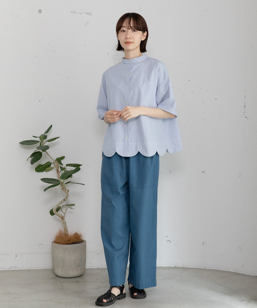 POU DOU DOU（プードゥドゥ）の「2way裾スカラップブラウス（シャツ/ブラウス・レディース・オフホワイト/ブルー/ブラック/スミクロ/ネイビー/ブルー系その他2/ライトブルー/ブラック系その他/ホワイト・M/3）」の14枚目の写真