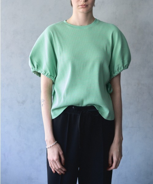 Muel Chic(ミュエルシック)の「Lay border CS レイボーダーカットソー(Tシャツ/カットソー・レディース・ブラック/ホワイト/ライトグリーン/モカ・FREE)」の1枚目の写真