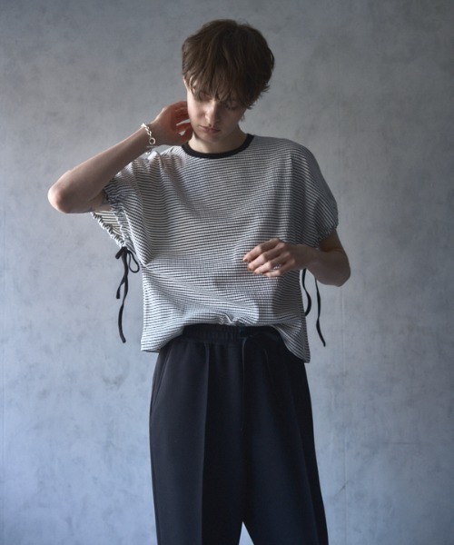 Muel Chic(ミュエルシック)の「Lay border CS レイボーダーカットソー(Tシャツ/カットソー・レディース・ブラック/ホワイト/ライトグリーン/モカ・FREE)」の6枚目の写真