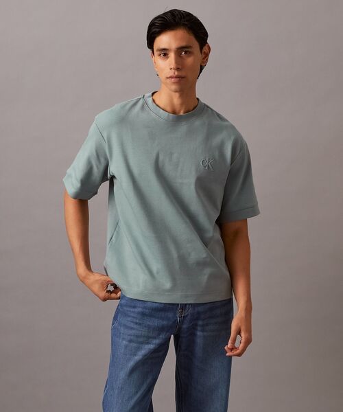 Calvin Klein(カルバン・クライン)の「【ユニセックス】インター ロックTシャツ(Tシャツ/カットソー・メンズ・ライトベージュ/ブラック/ブルー系その他・M/S/L/XL)」の11枚目の写真