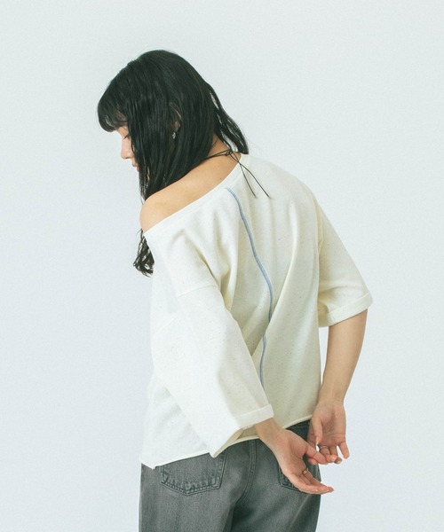 ROSE BUD（ローズバッド）の「【WEB・一部店舗限定】COLOR NEP OFF-SHOULDER TOP（Tシャツ/カットソー・レディース・ホワイト/グレー/ネイビー・ONE SIZE）」の6枚目の写真