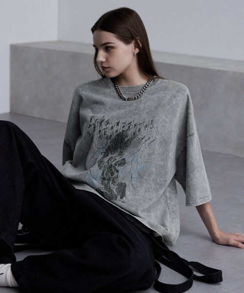 cussil（クシル）の「【cussil/クシル】硫化スノー加工ヴィンテージグラフィックプリント半袖Tシャツ（Tシャツ/カットソー・メンズ・ブラック系1/グレー系1/ブラック系2・S/M/L）」の11枚目の写真