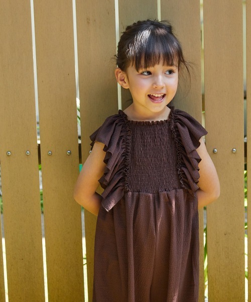 riziere（リジェール）の「ショルダーフリルシャーリングオールインワン（つなぎ/オールインワン・キッズ・ブラウン/ベージュ・90/100/110/120/130/140/150）」の14枚目の写真
