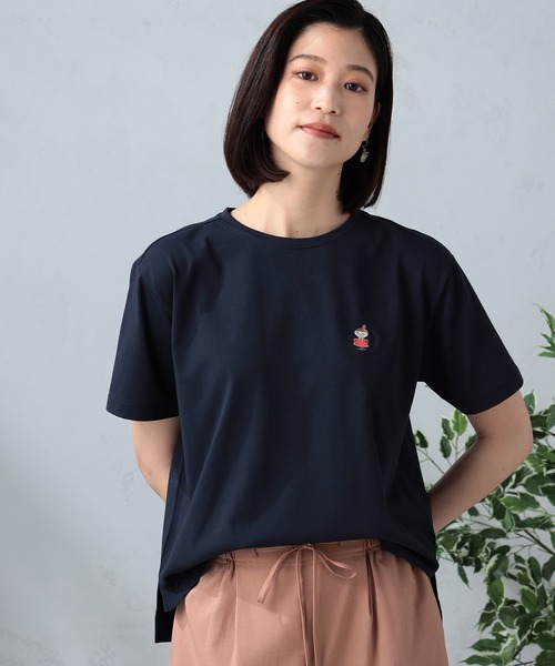 GALLORIA(ギャローリア)の「ムーミン ワンポイント刺繍Tシャツ(Tシャツ/カットソー・レディース・ホワイト系その他/ネイビー/オフホワイト/チャコールグレー・S/M/L/LL)」の4枚目の写真