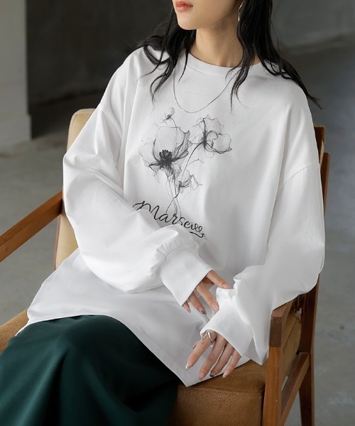 HUG.U(ハグユー)の「フラワープリントロンT(Tシャツ/カットソー・レディース・オレンジ/ホワイト/ライトグレー/セージグリーン/グレイッシュブルー・FREE)」の2枚目の写真