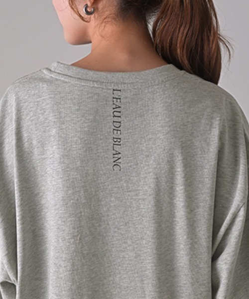 HUG.U(ハグユー)の「フラワープリントロンT(Tシャツ/カットソー・レディース・オレンジ/ホワイト/ライトグレー/セージグリーン/グレイッシュブルー・FREE)」の9枚目の写真